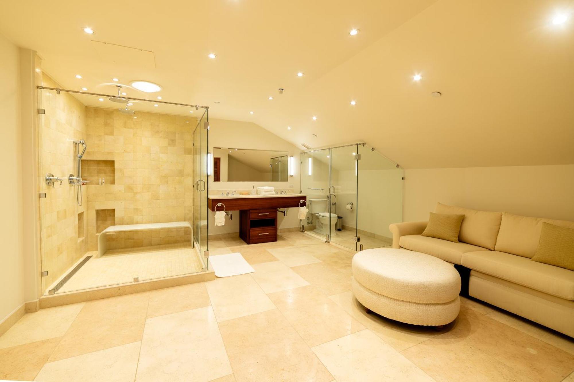 Plaza Herrera Hotel 5*